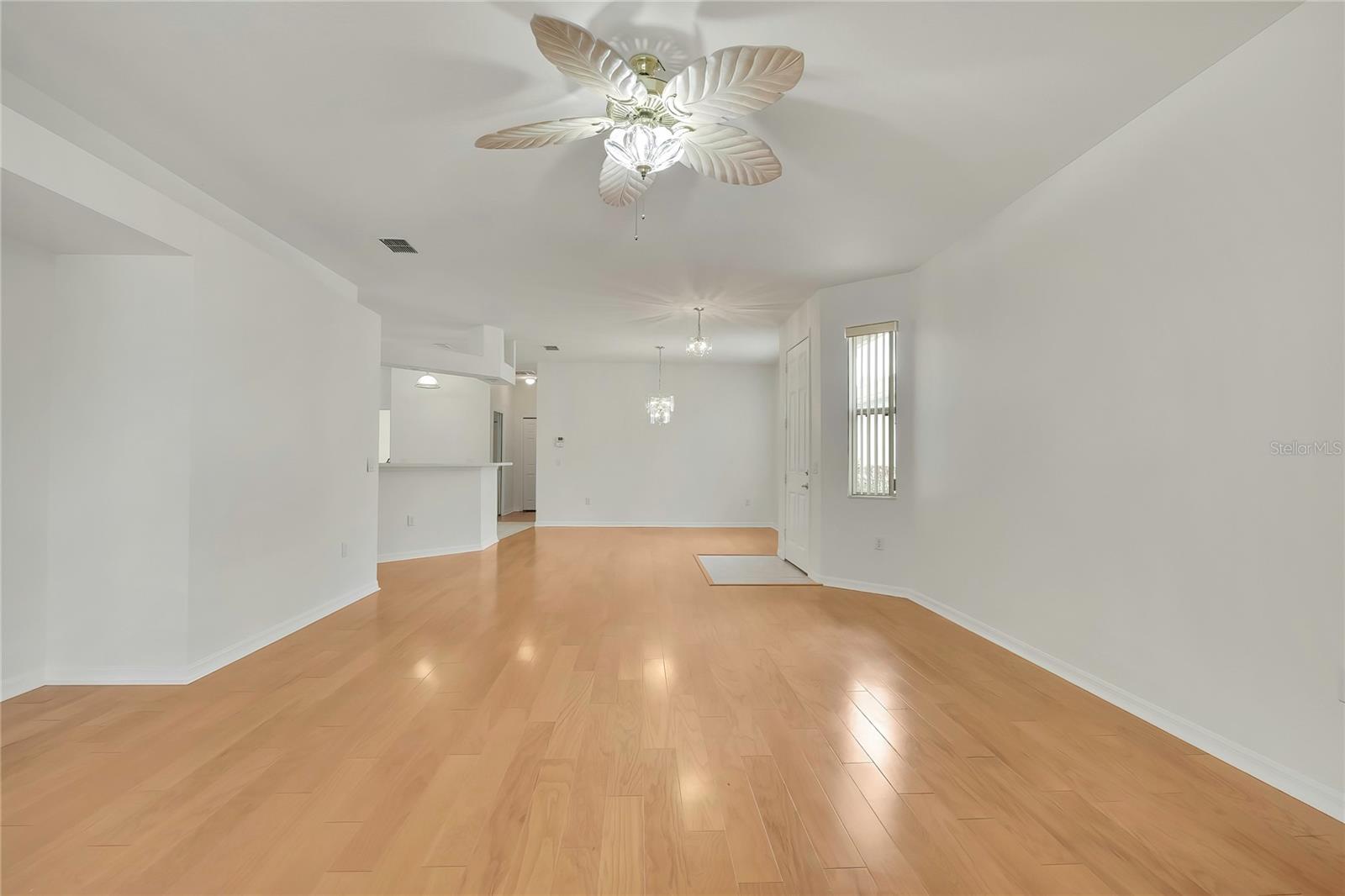 Image 10 of 40 For 8144 Ambersweet Place