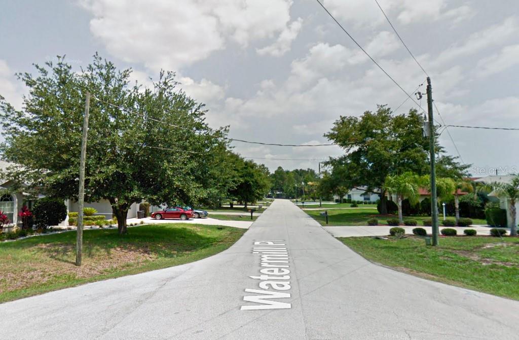 Image 18 of 19 For 18 Watermill Place