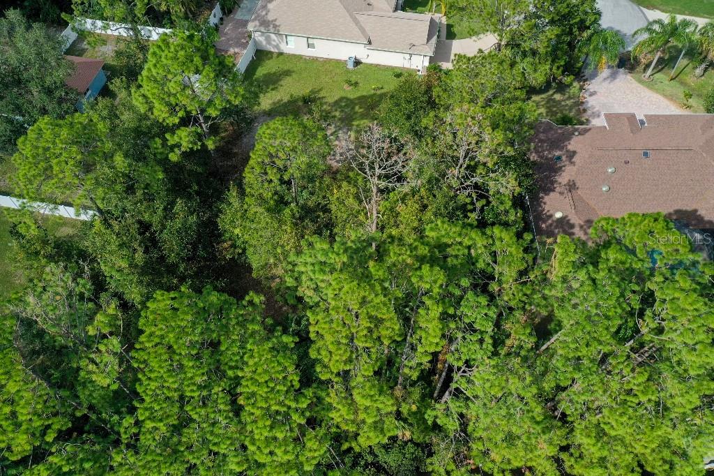 Image 4 of 19 For 18 Watermill Place