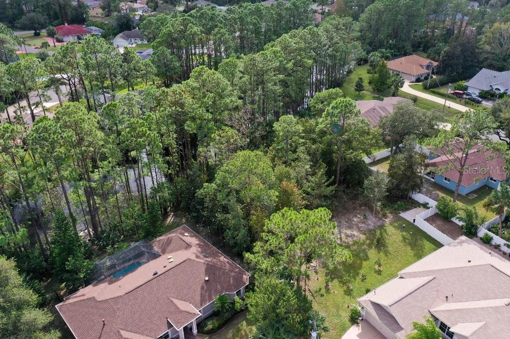 Image 7 of 19 For 18 Watermill Place