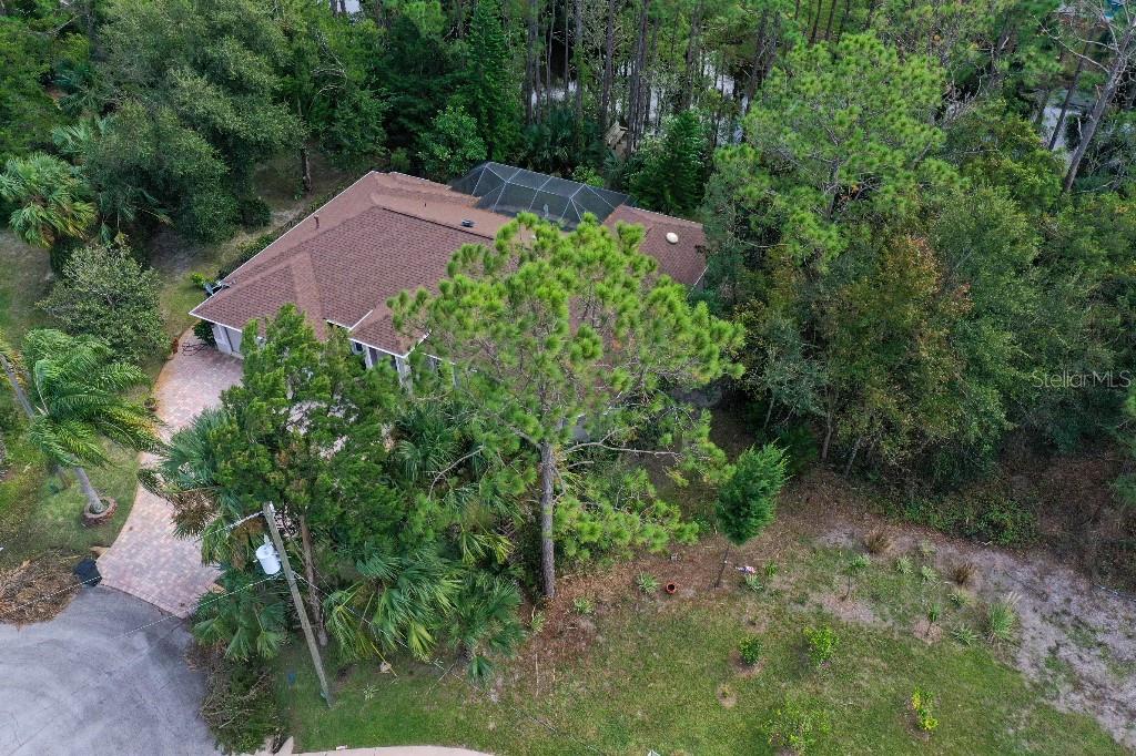 Image 8 of 19 For 18 Watermill Place