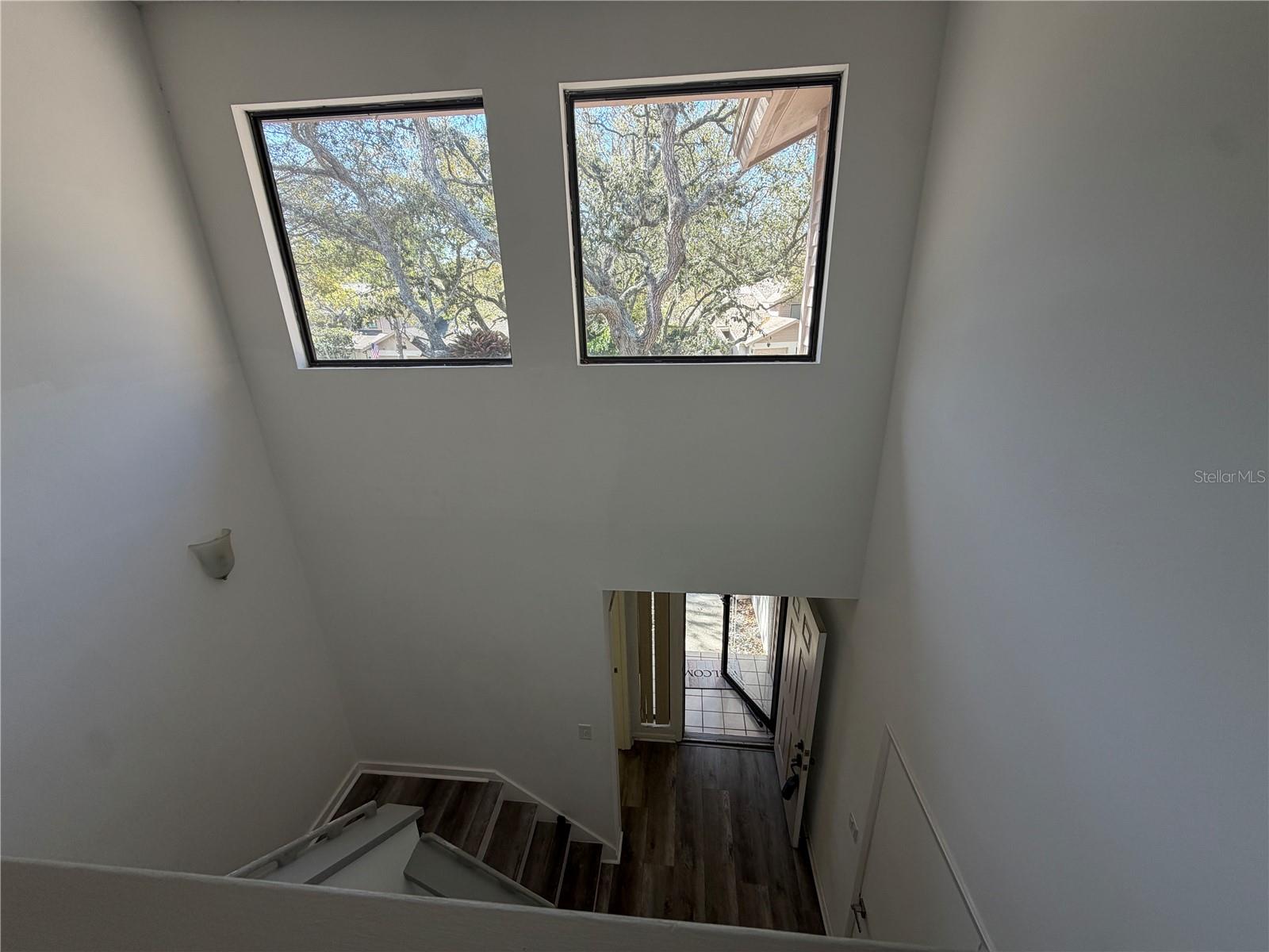 Image 28 of 31 For 1913 Whispering Way