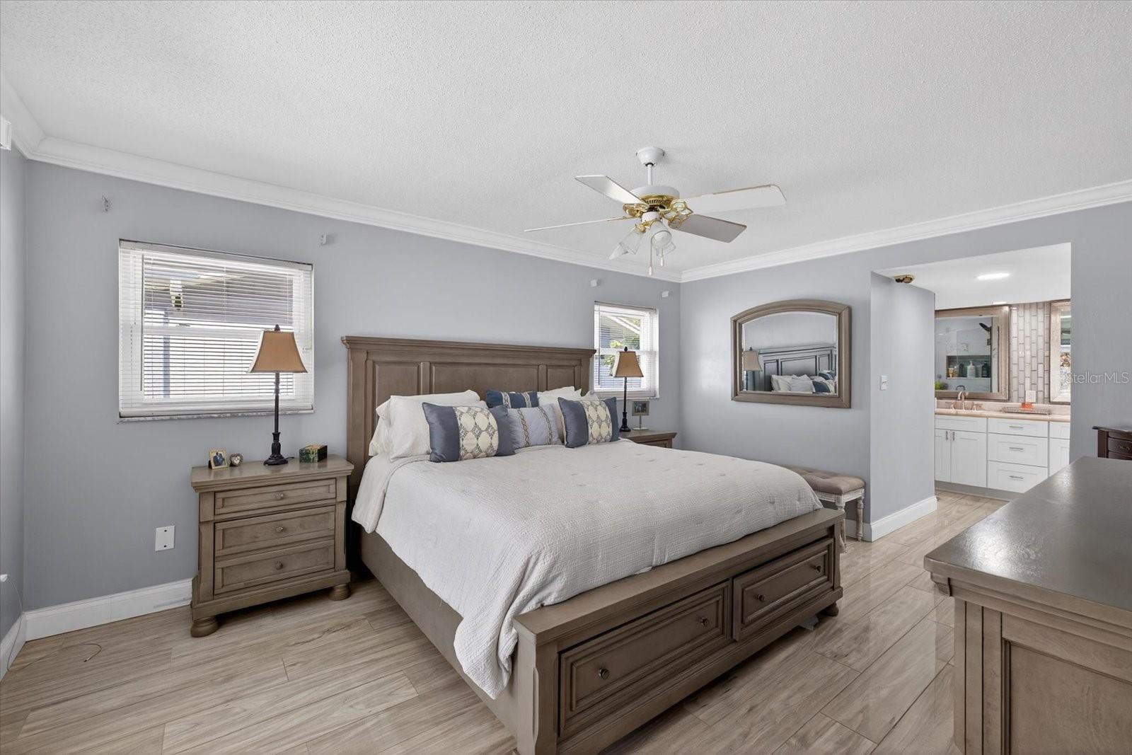 Image 14 of 38 For 8134 Bayshore Drive