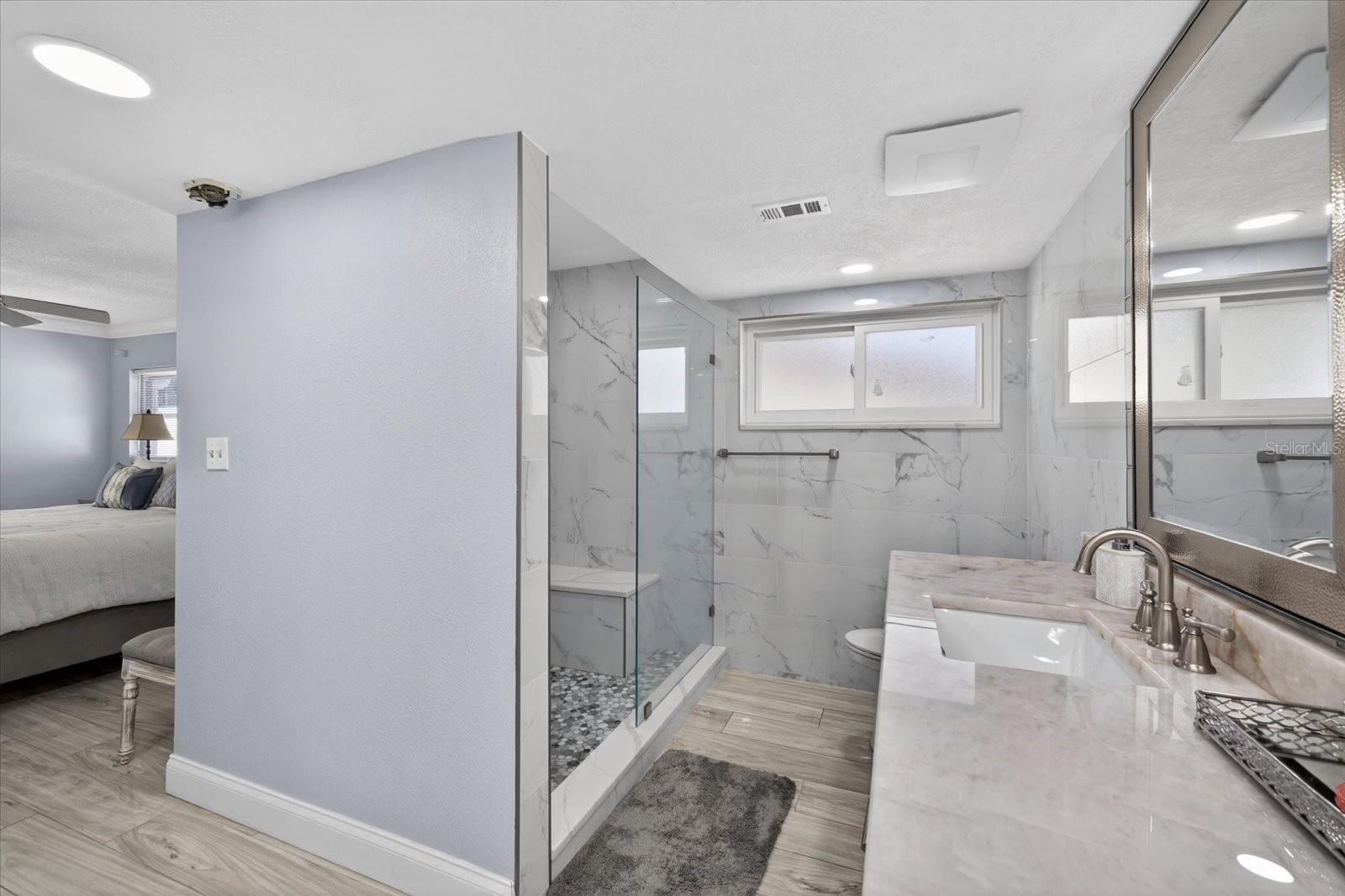 Image 18 of 38 For 8134 Bayshore Drive