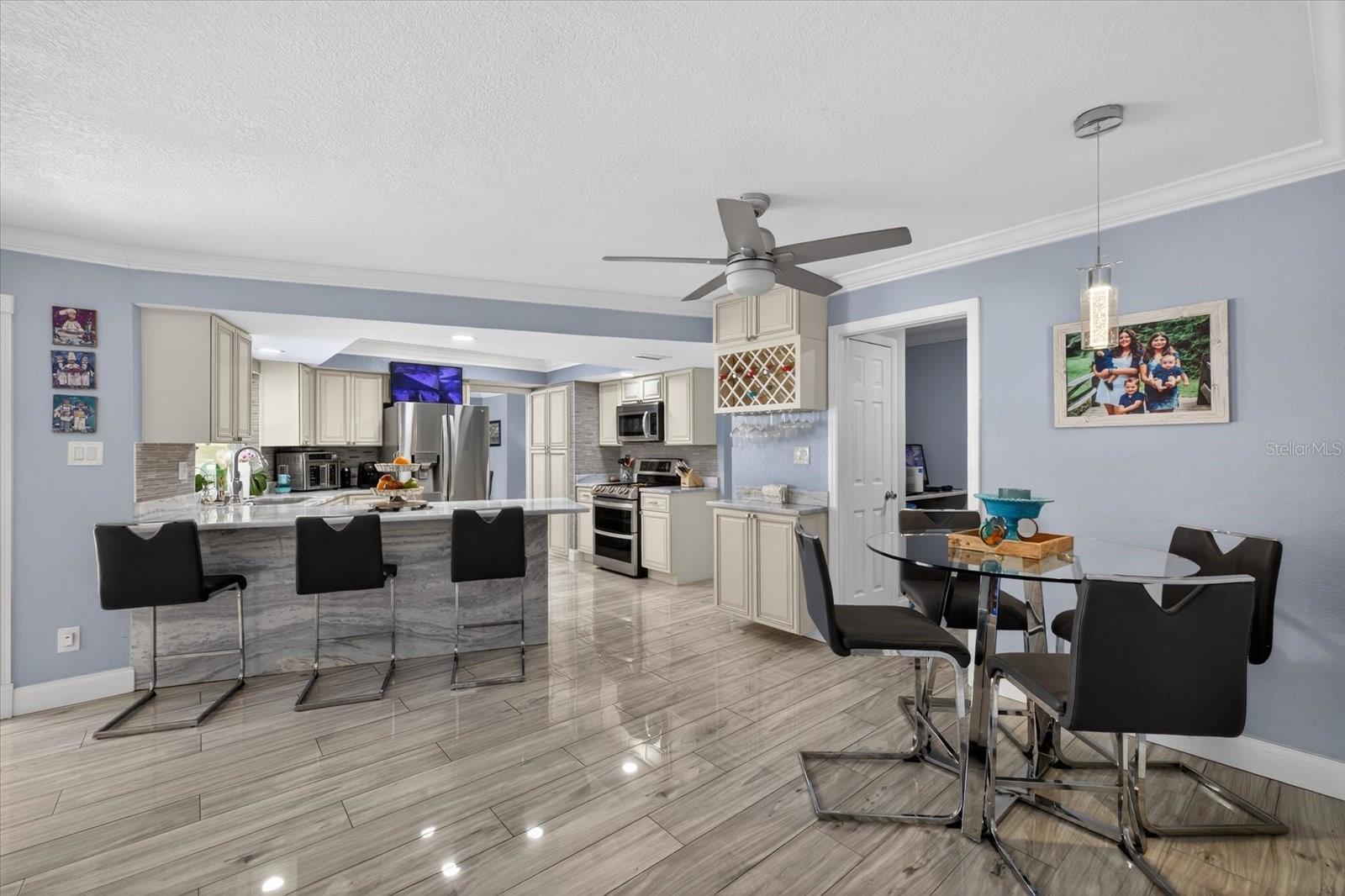 Image 27 of 38 For 8134 Bayshore Drive