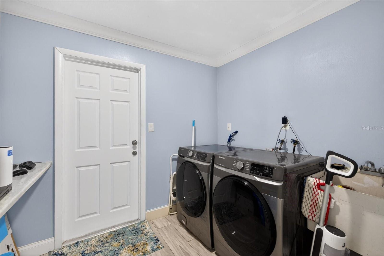 Image 36 of 38 For 8134 Bayshore Drive