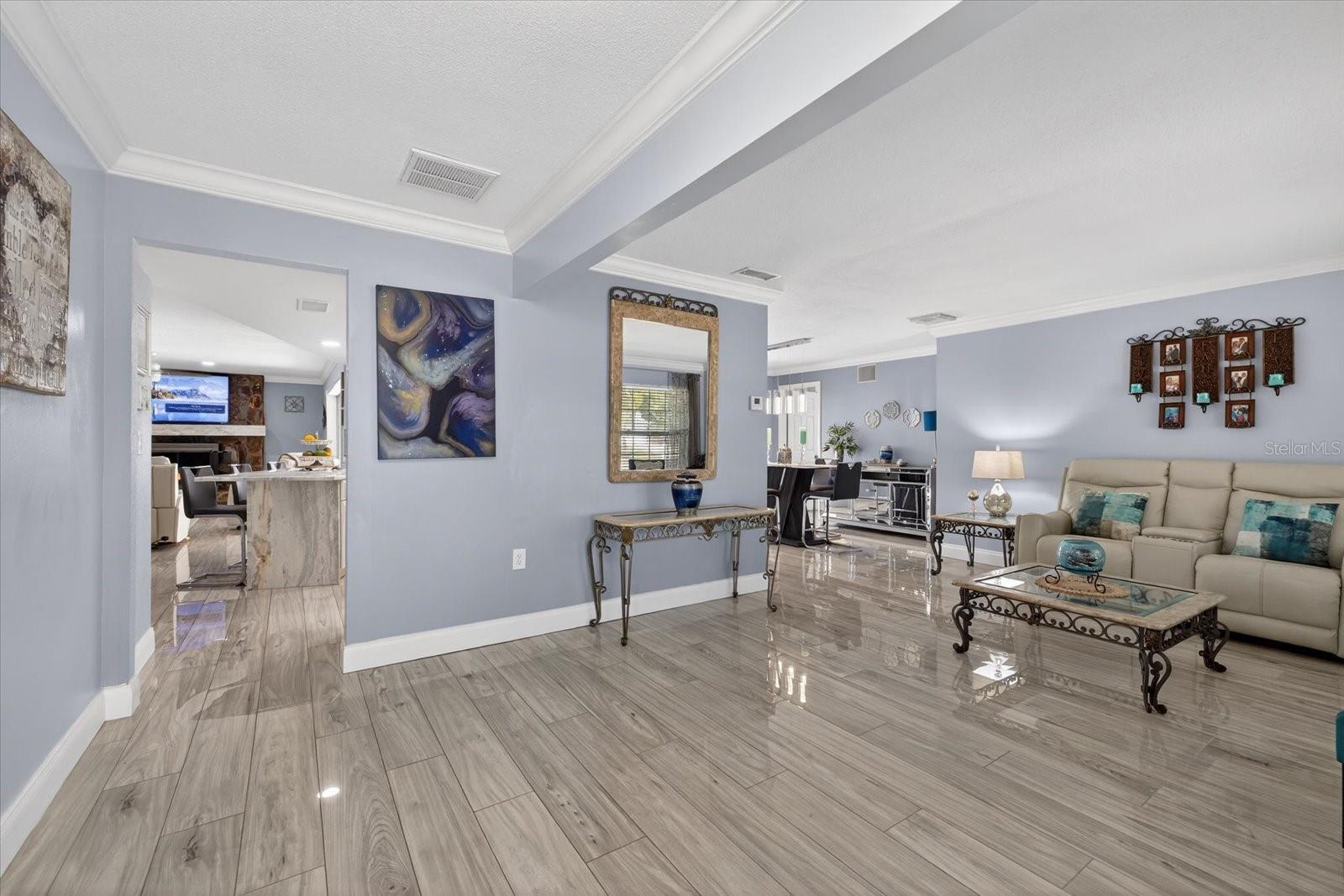 Image 6 of 38 For 8134 Bayshore Drive