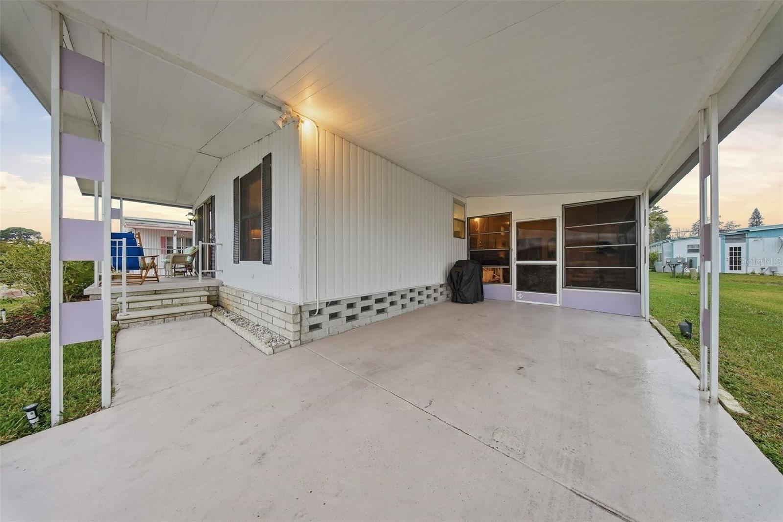 Image 33 of 55 For 12117 Cartwright Drive