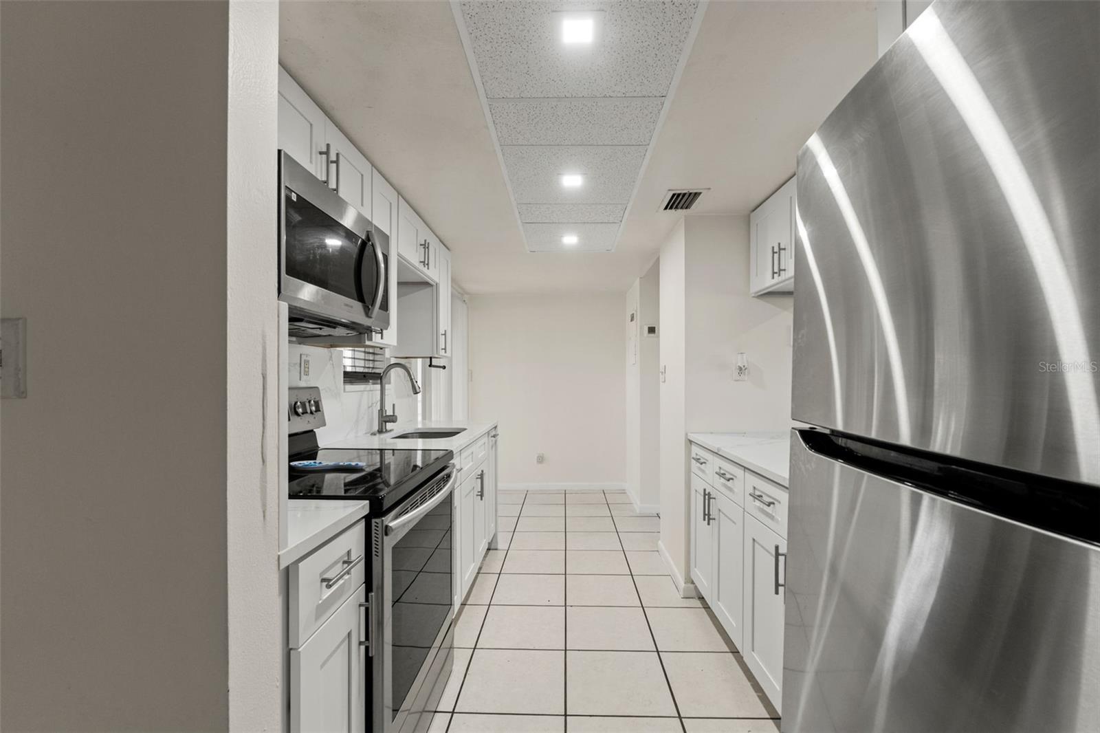 Image 16 of 57 For 7902 Citrus Drive 254