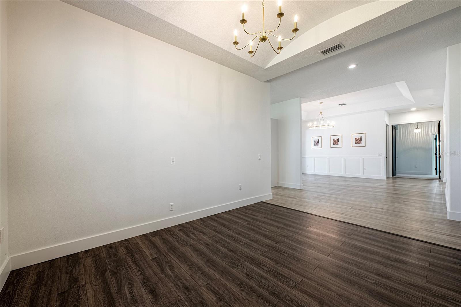 Image 12 of 83 For 1543 Parilla Circle