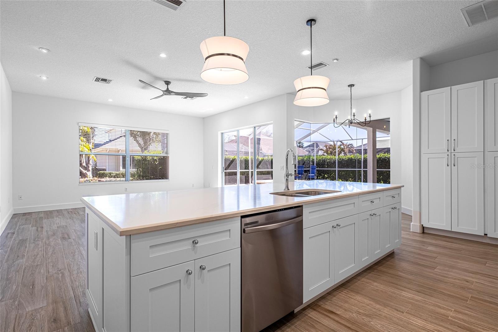 Image 24 of 83 For 1543 Parilla Circle