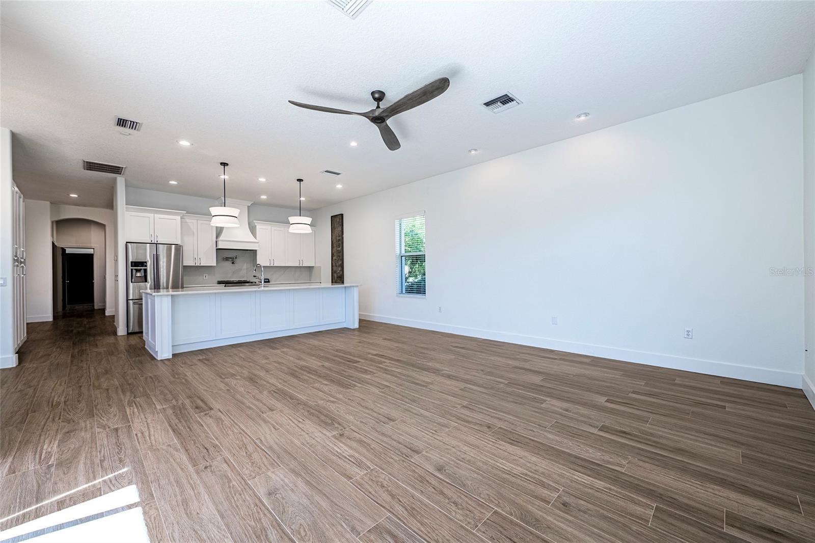 Image 28 of 83 For 1543 Parilla Circle