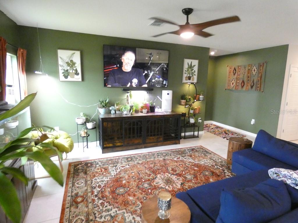 Image 24 of 27 For 1271 Tank Trail