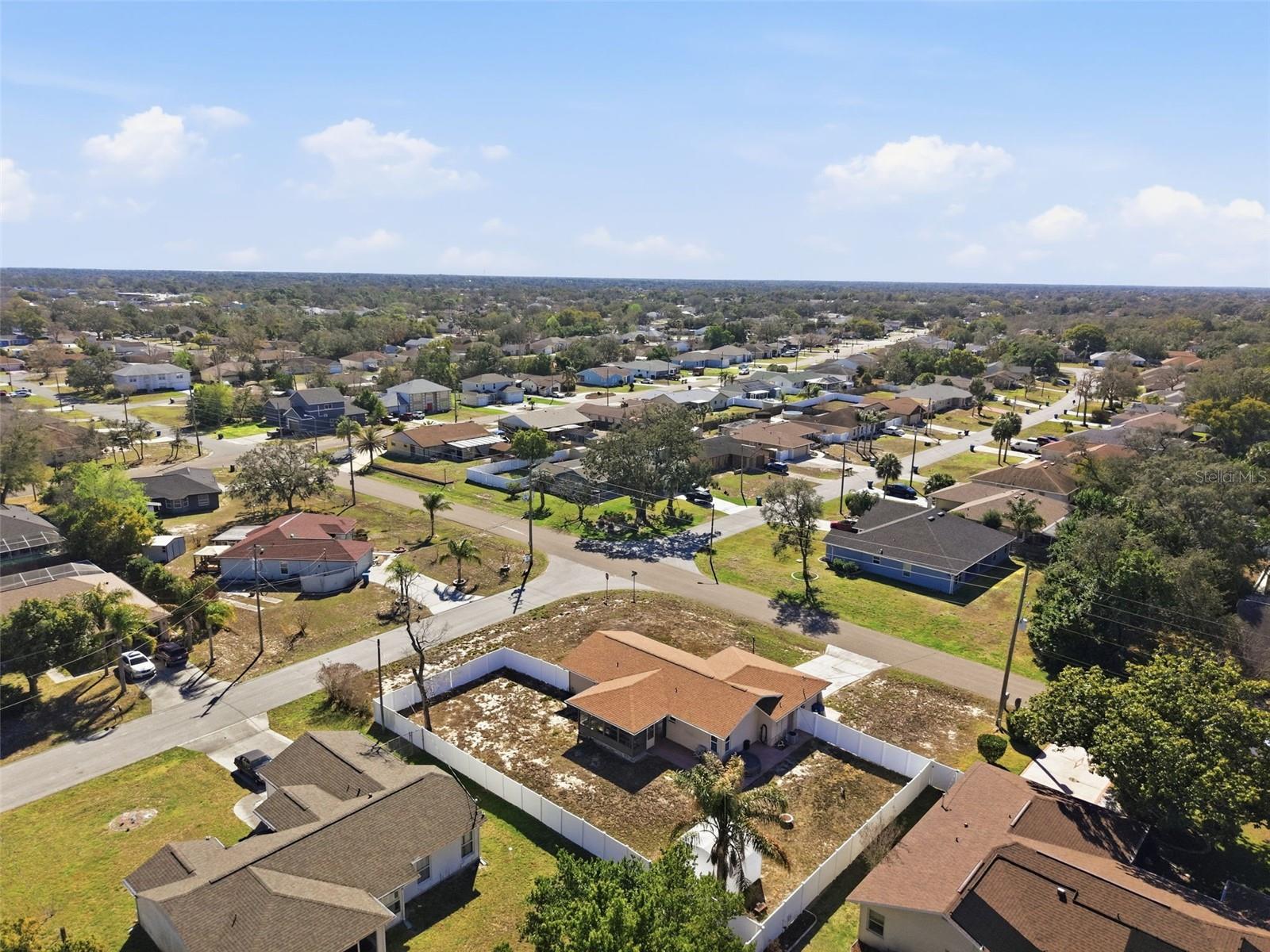 Listing photo id 29 for 2353 Bishop Road