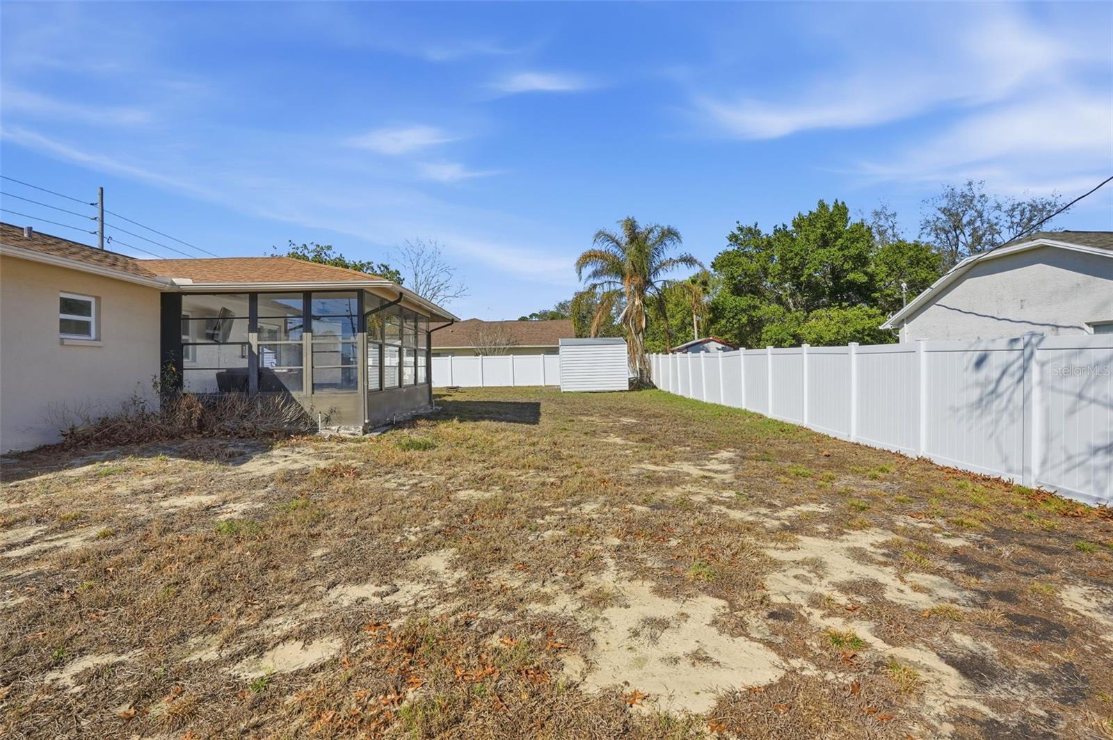 Listing photo id 34 for 2353 Bishop Road