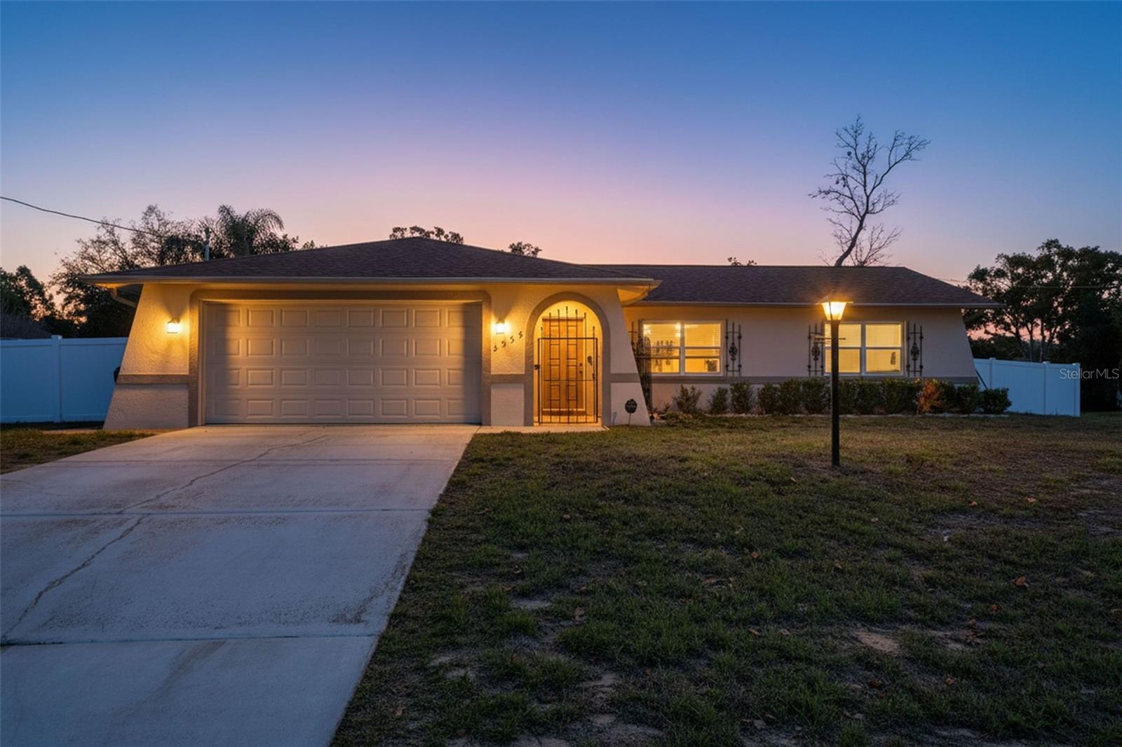 Listing photo id 37 for 2353 Bishop Road