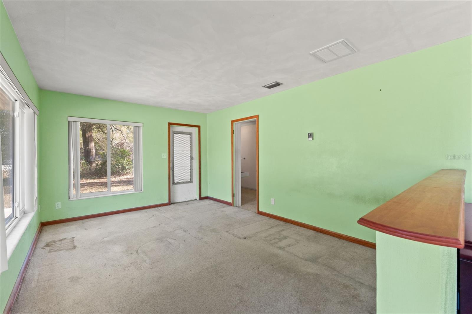 Image 11 of 59 For 5067 Mockingbird Drive