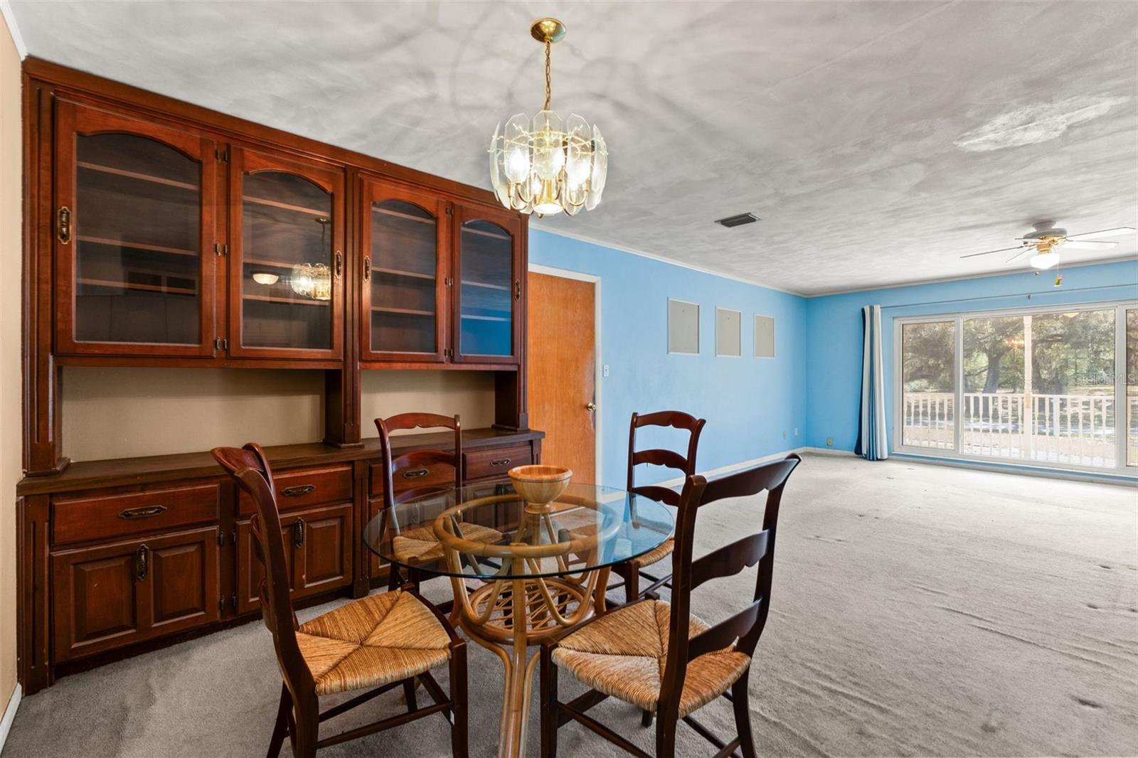 Image 17 of 59 For 5067 Mockingbird Drive