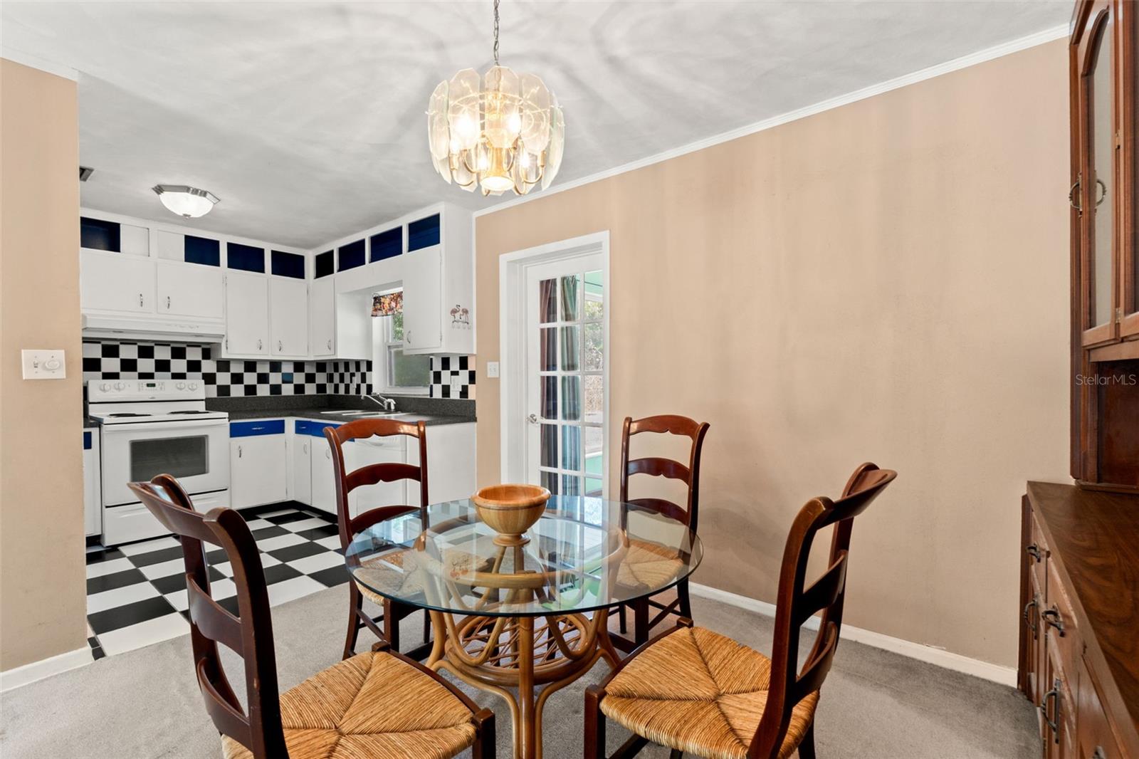 Image 19 of 59 For 5067 Mockingbird Drive