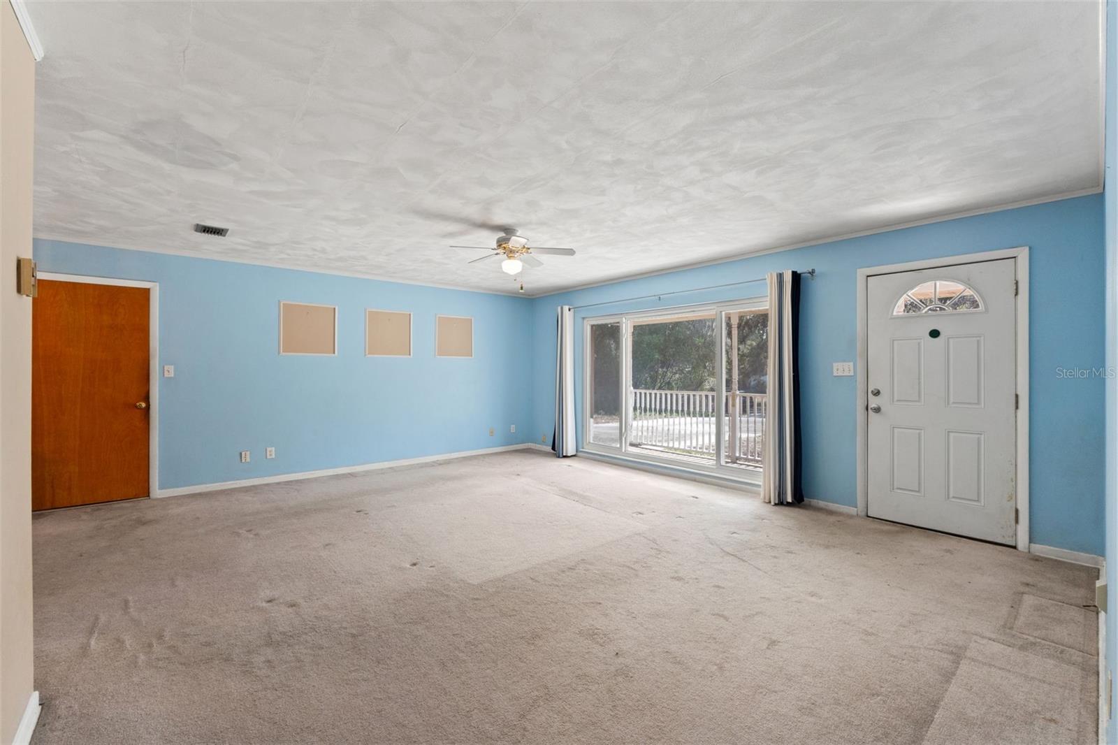 Image 34 of 59 For 5067 Mockingbird Drive