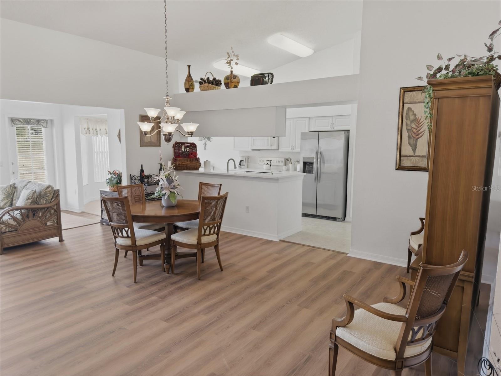 Image 10 of 68 For 11131 Hollander Avenue