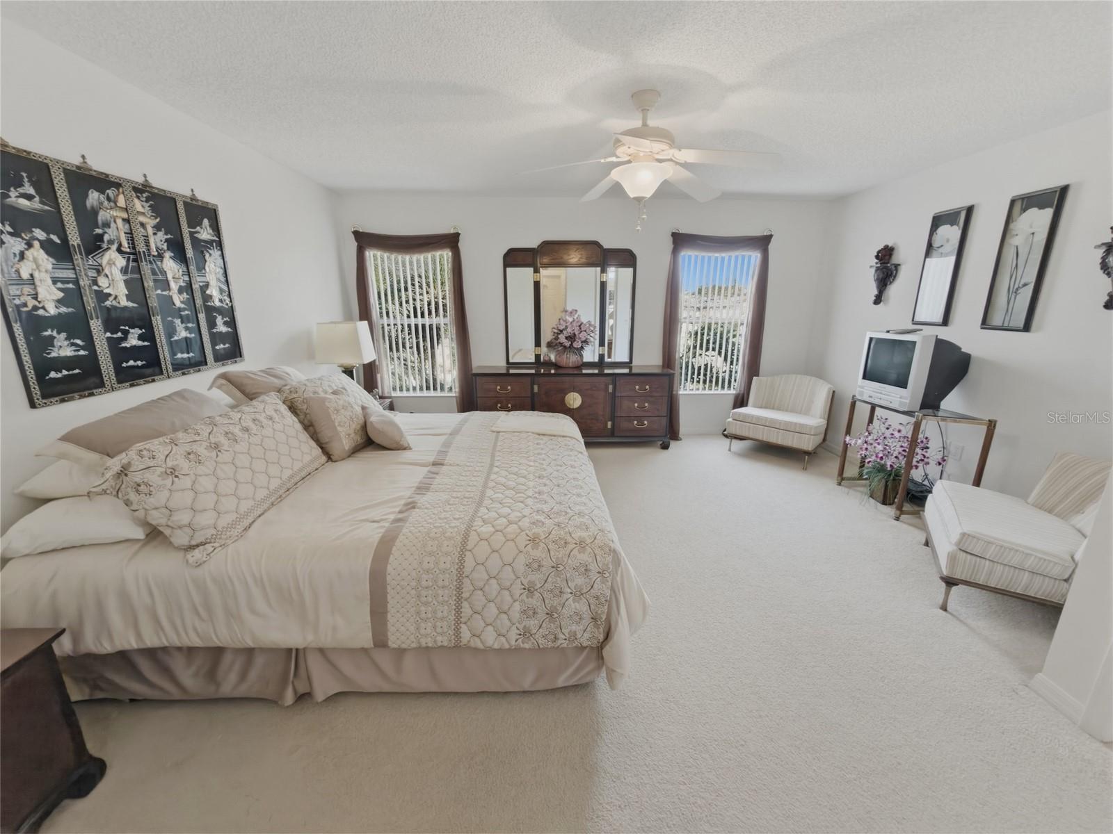 Image 29 of 68 For 11131 Hollander Avenue