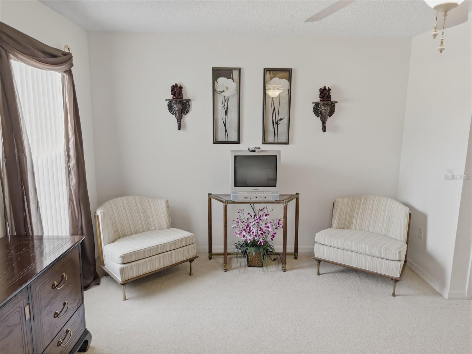 Image 30 of 68 For 11131 Hollander Avenue