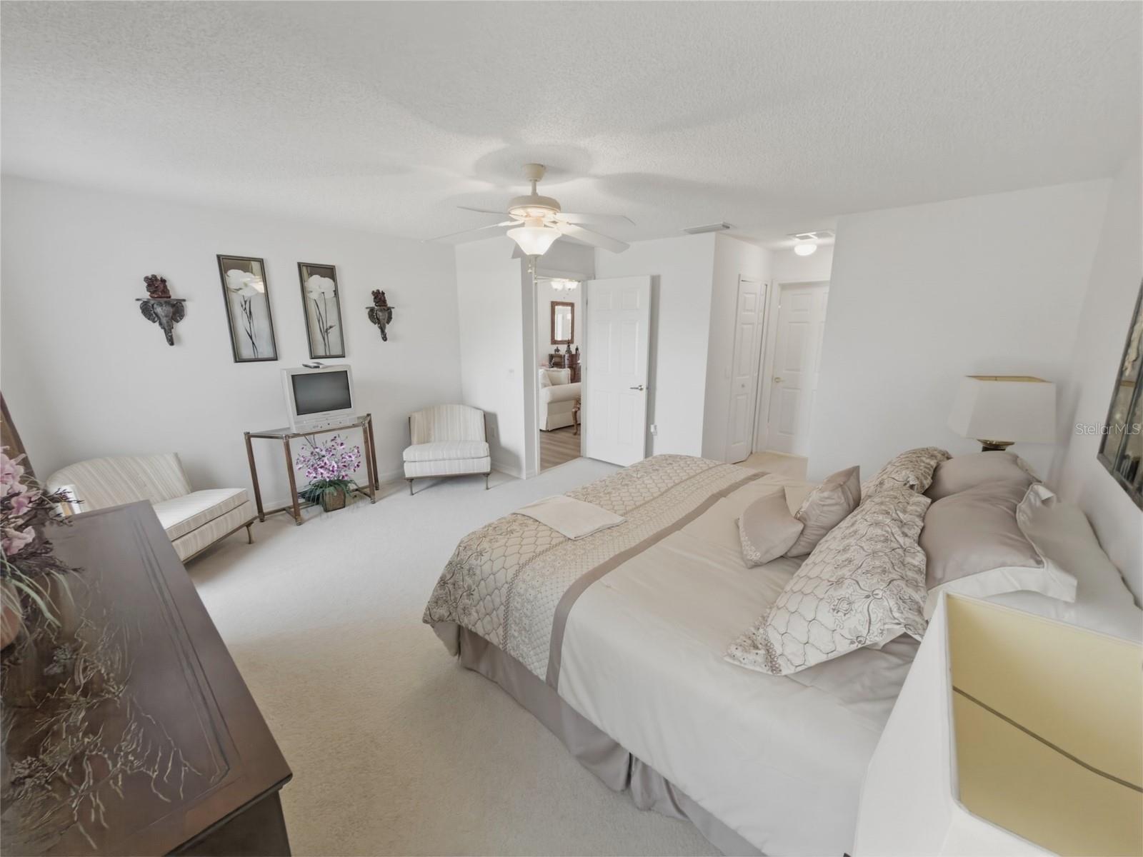 Image 31 of 68 For 11131 Hollander Avenue