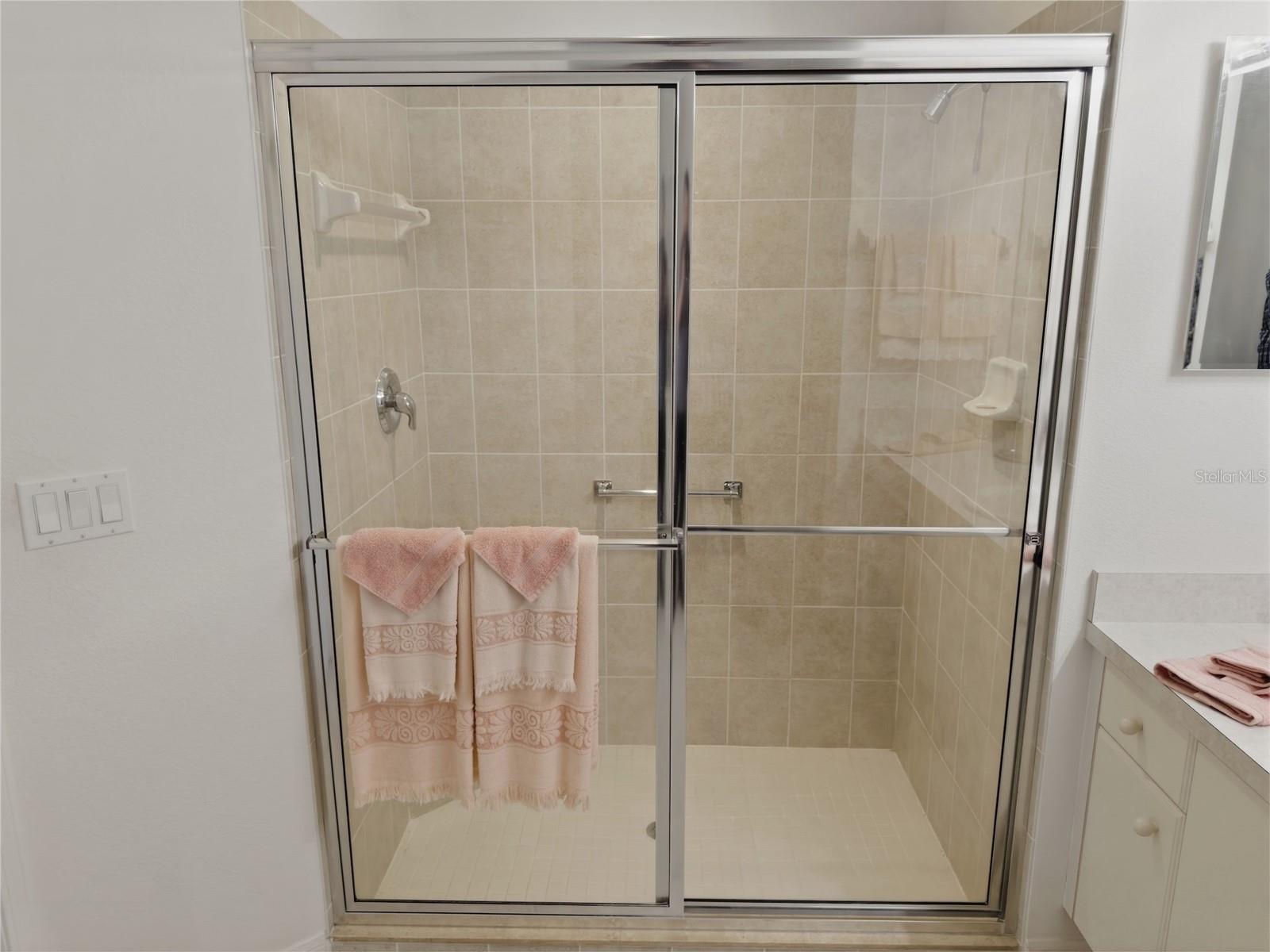 Image 35 of 68 For 11131 Hollander Avenue