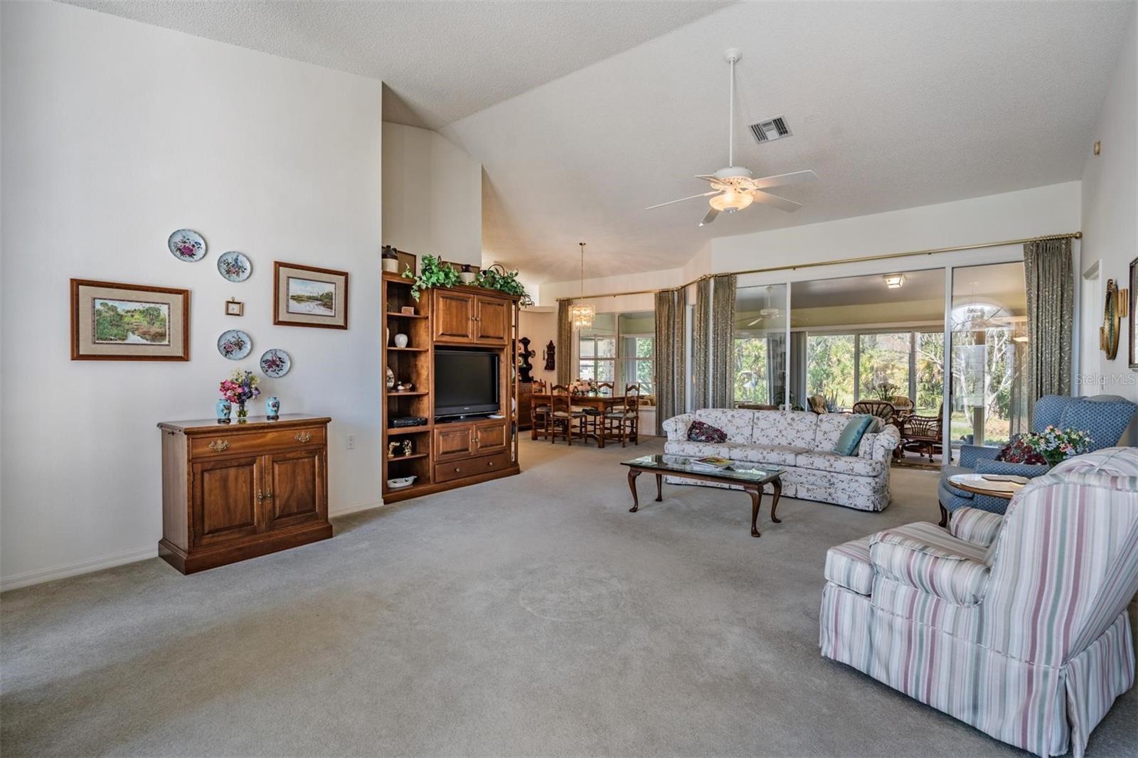 Image 10 of 46 For 9525 Springmeadow Drive