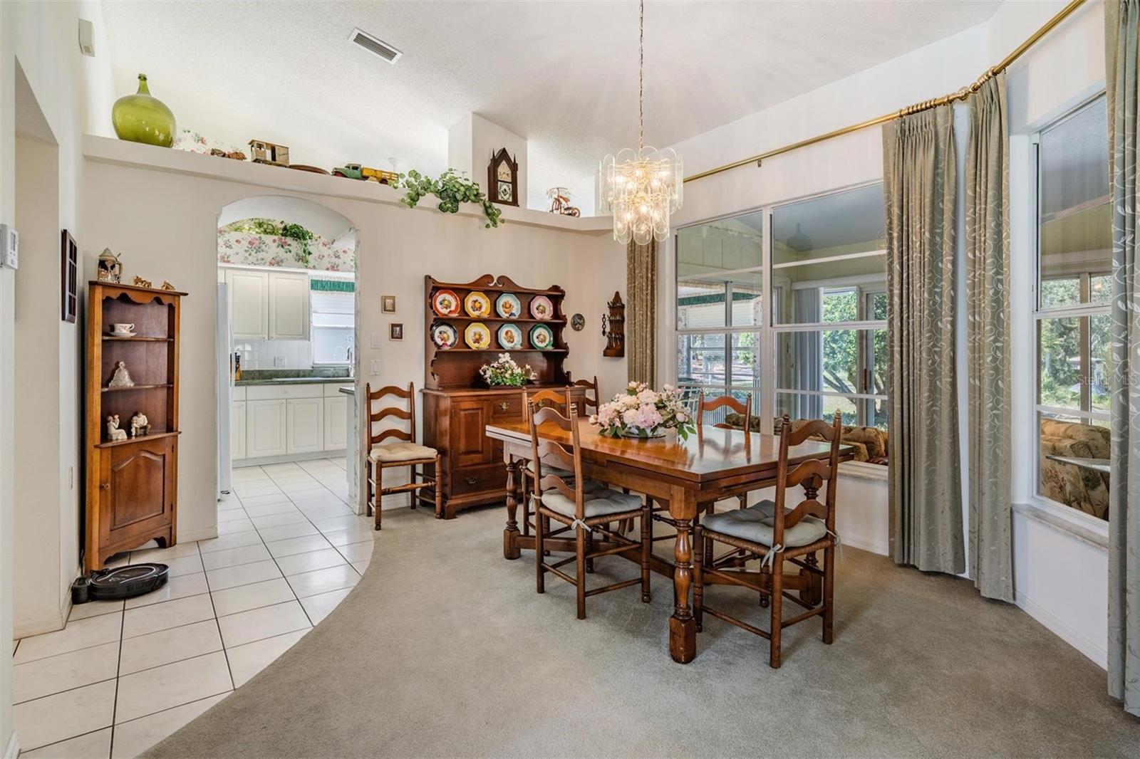 Image 13 of 46 For 9525 Springmeadow Drive