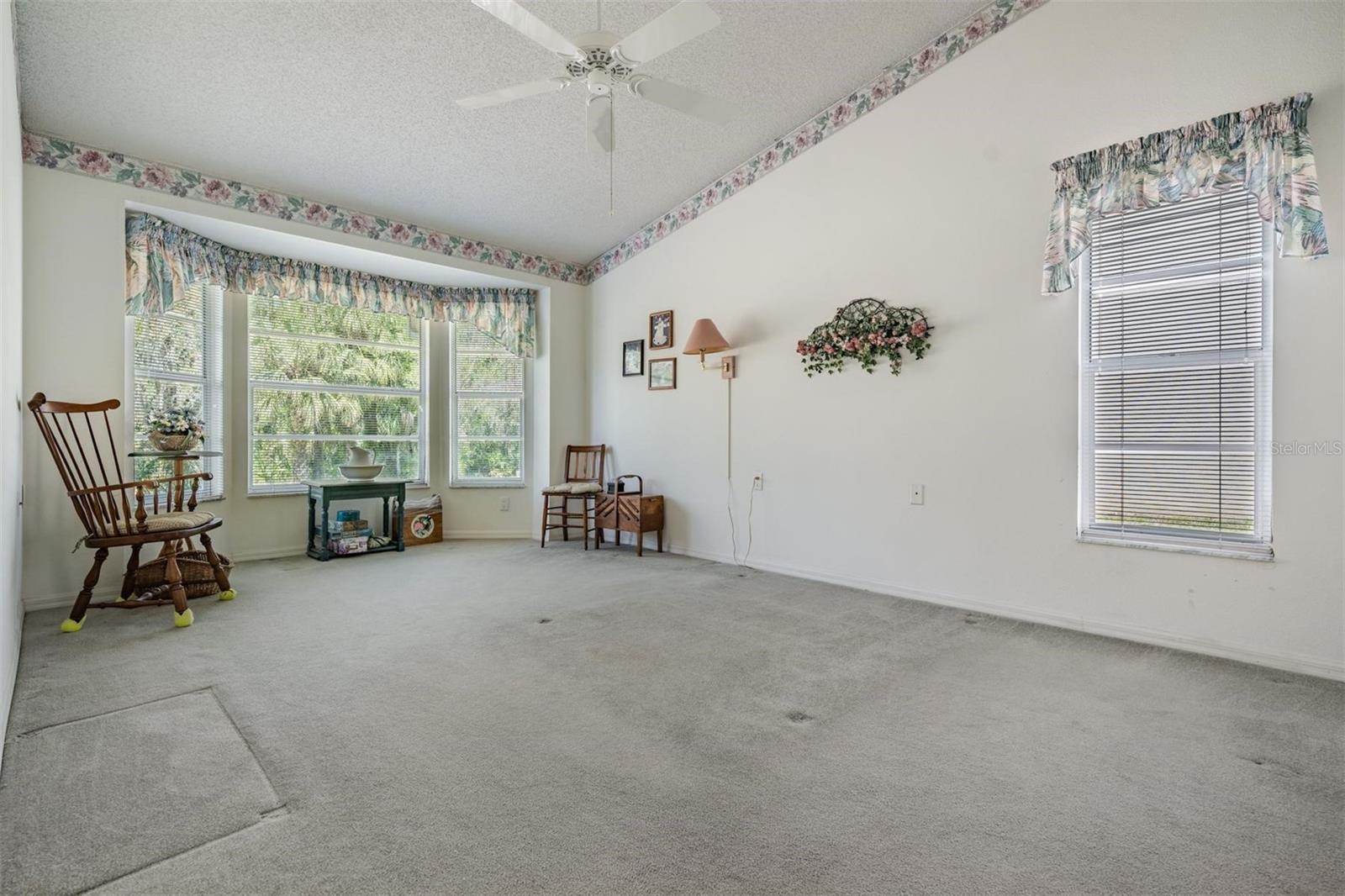 Image 16 of 46 For 9525 Springmeadow Drive