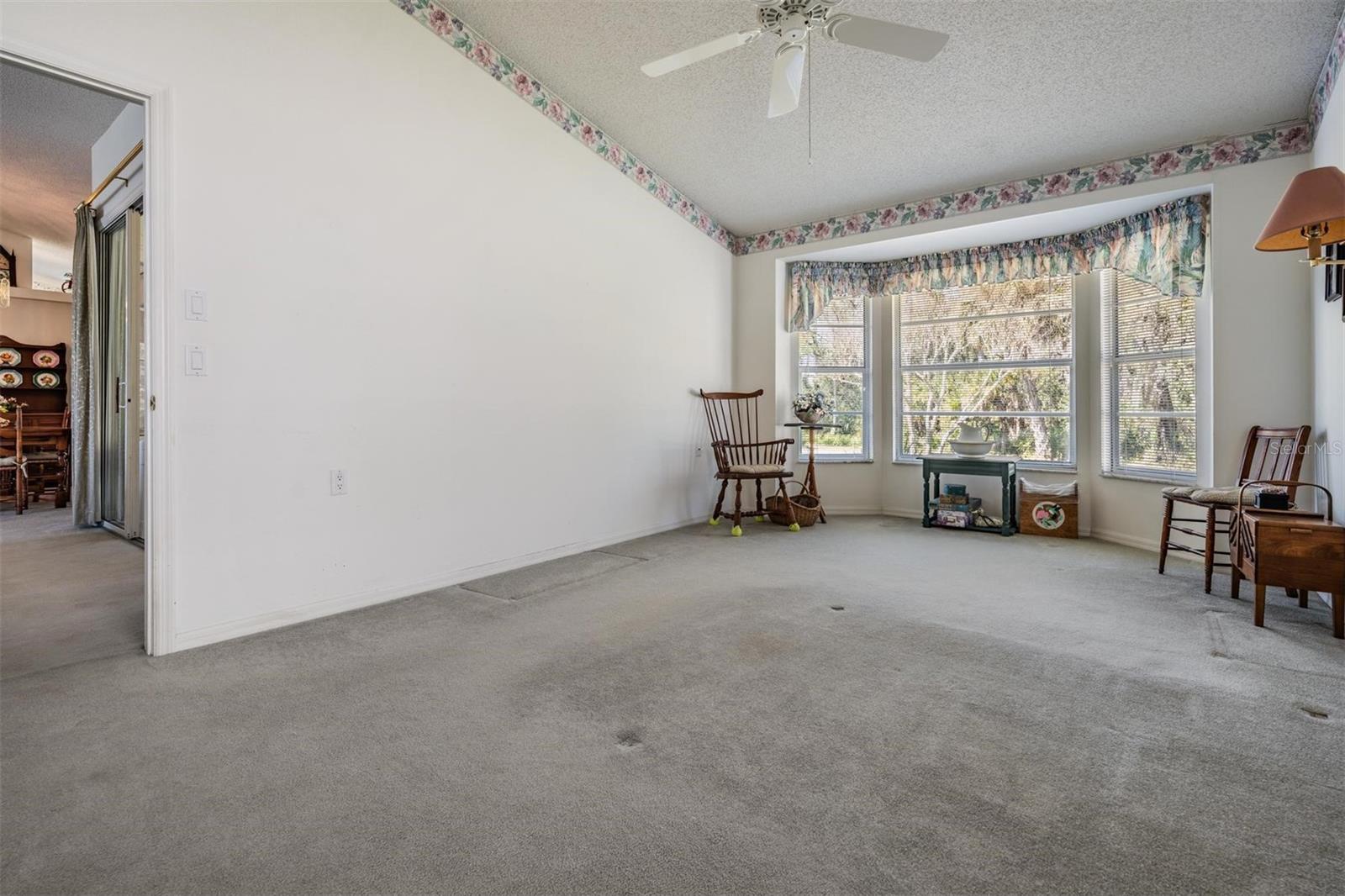 Image 17 of 46 For 9525 Springmeadow Drive