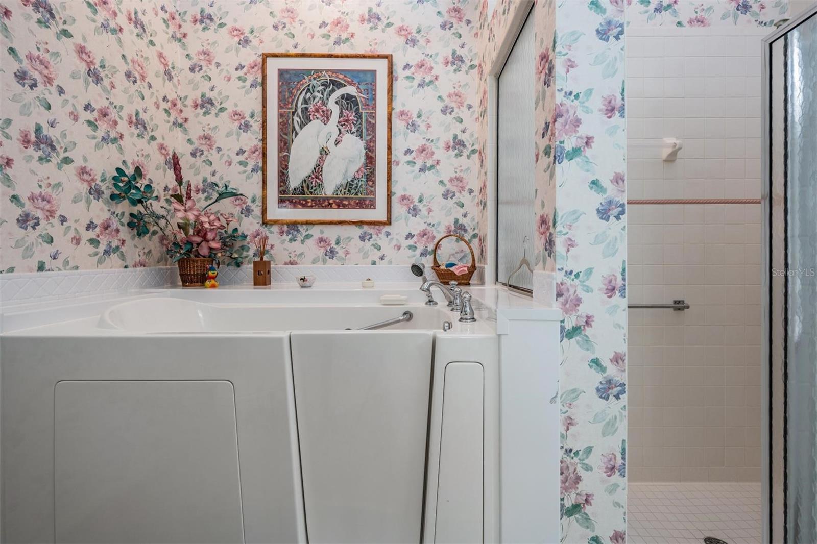 Image 21 of 46 For 9525 Springmeadow Drive