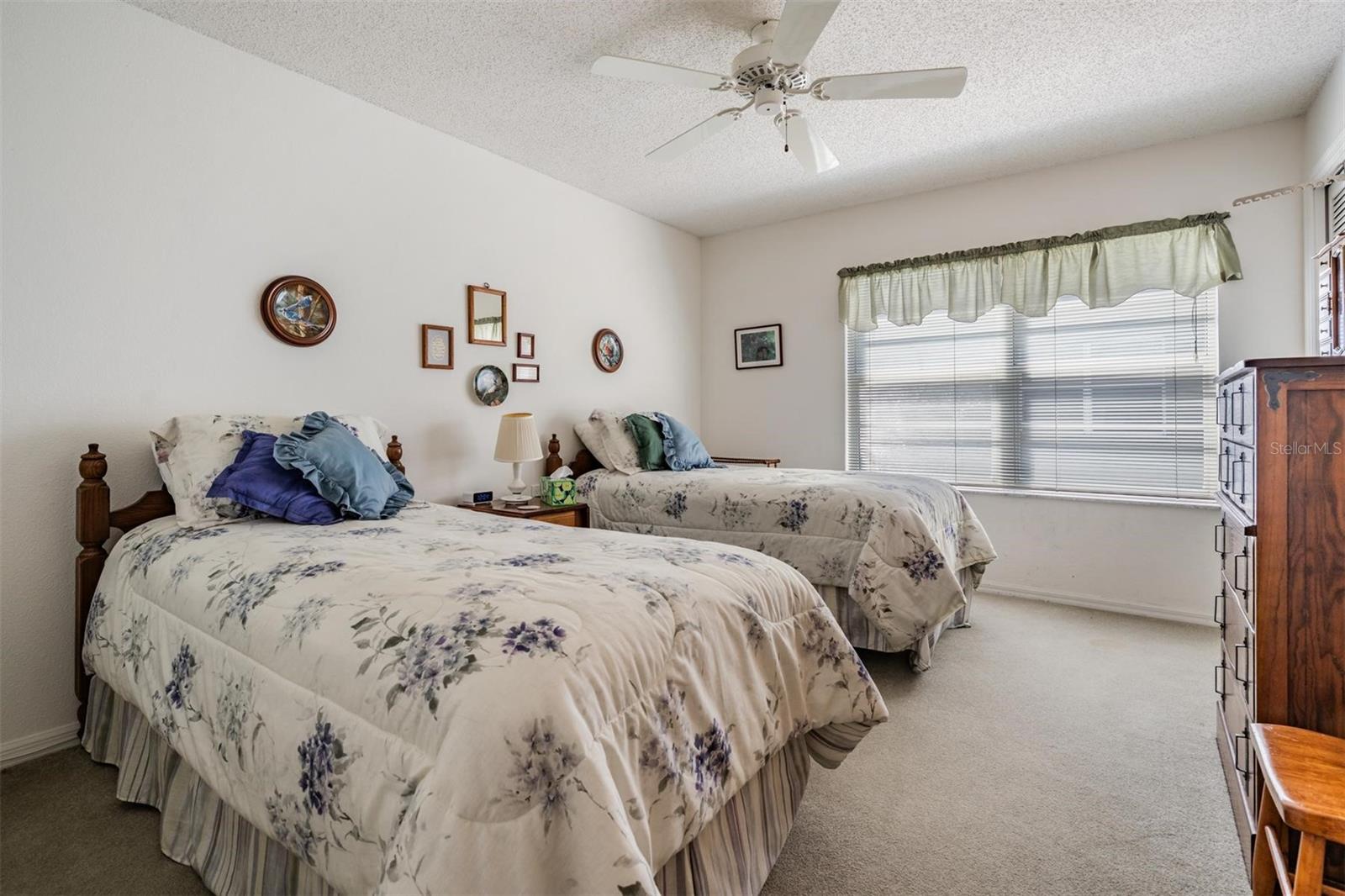 Image 22 of 46 For 9525 Springmeadow Drive