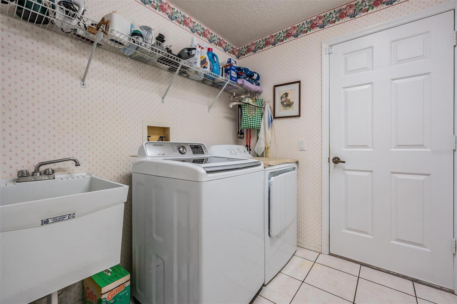 Image 25 of 46 For 9525 Springmeadow Drive