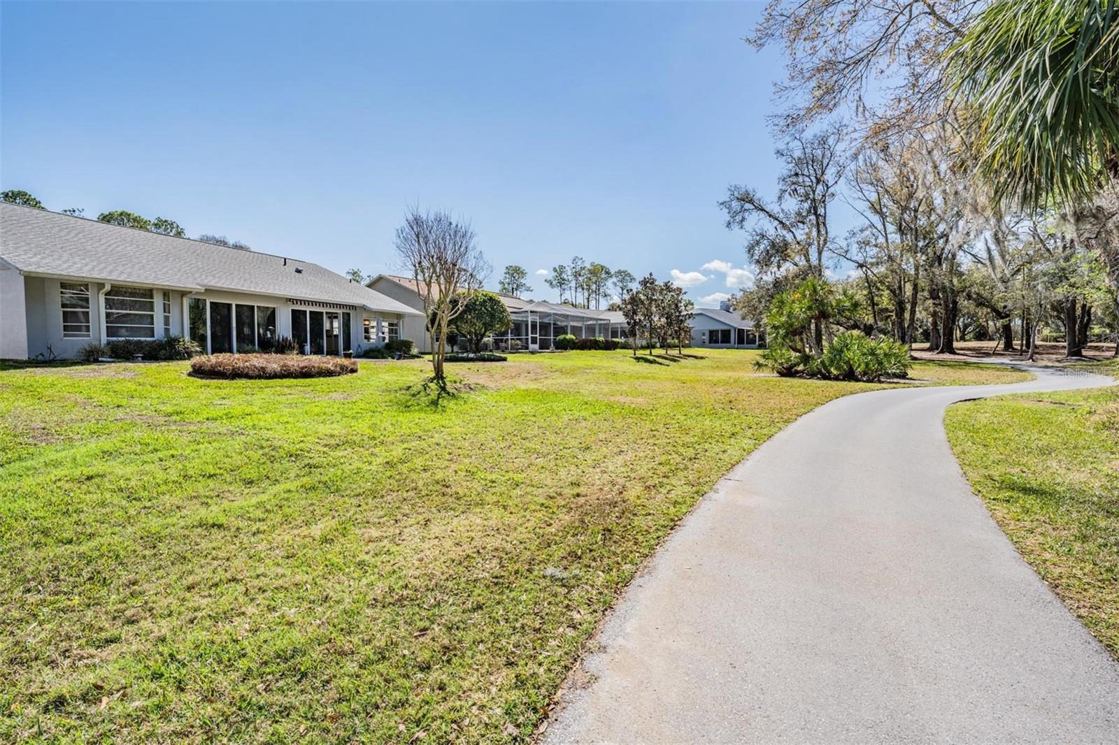 Image 28 of 46 For 9525 Springmeadow Drive