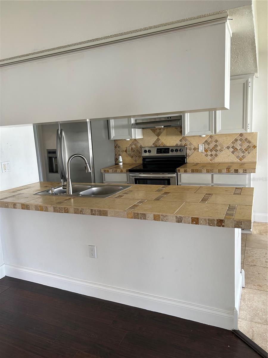 Image 13 of 40 For 9297 Pickens Street