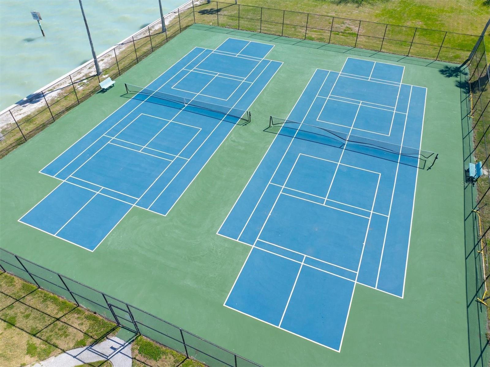 Image 30 of 44 For 8 Glencoe Place 105