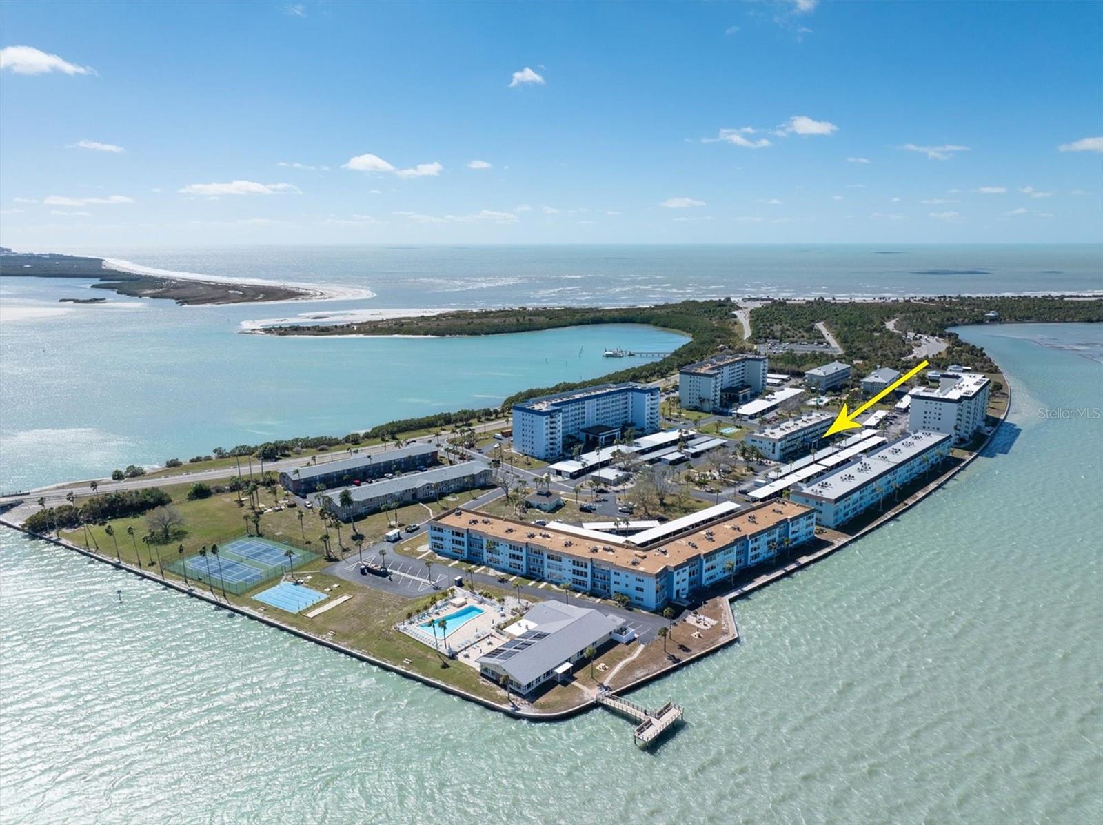 Image 39 of 44 For 8 Glencoe Place 105