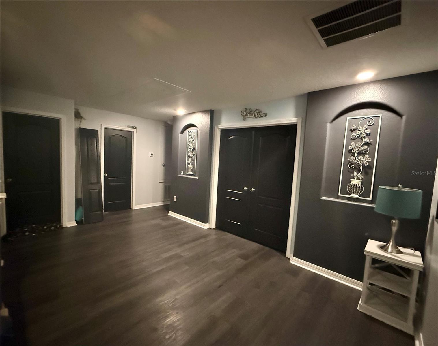 Image 15 of 42 For 11695 Crestridge Loop