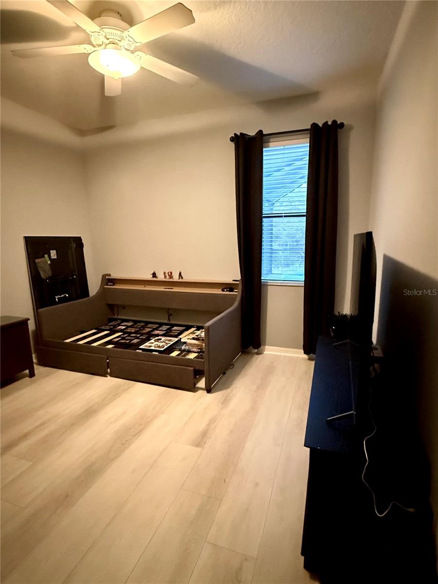 Image 31 of 42 For 11695 Crestridge Loop