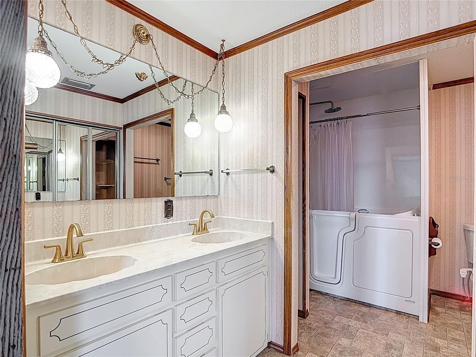 Image 49 of 92 For 9971 Thaxton Street