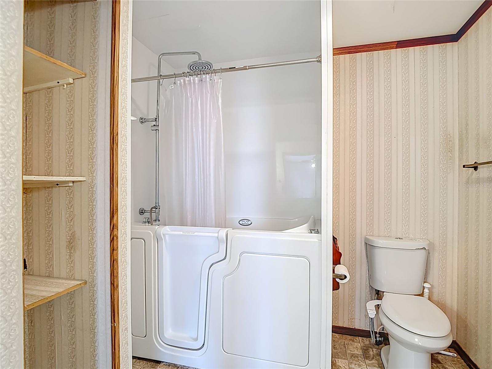 Image 50 of 92 For 9971 Thaxton Street