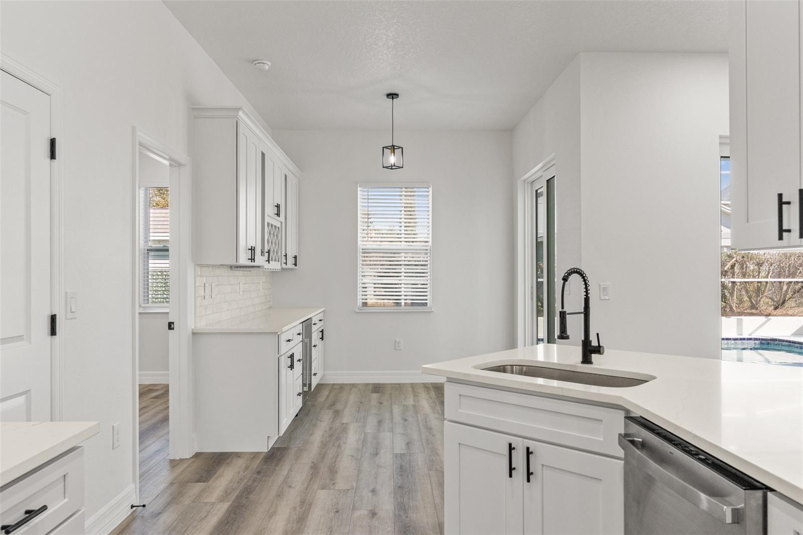 Listing photo id 10 for 12406 Parchment Drive