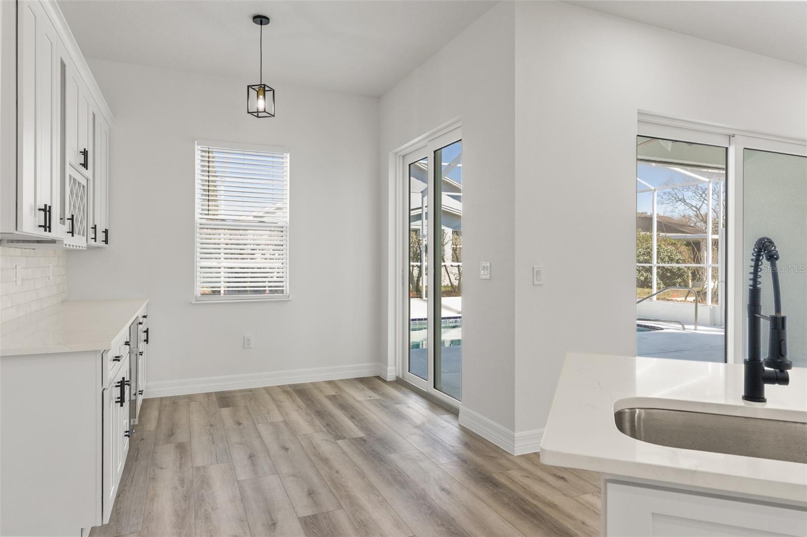 Listing photo id 11 for 12406 Parchment Drive