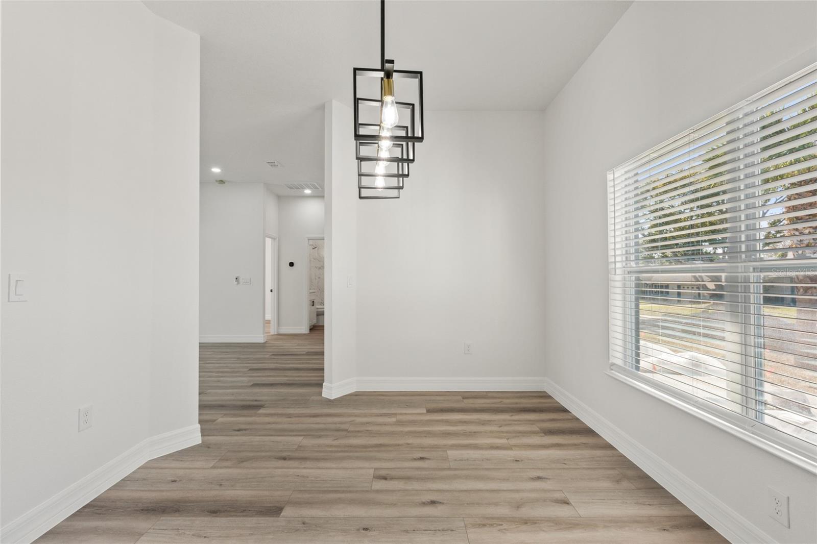 Listing photo id 14 for 12406 Parchment Drive