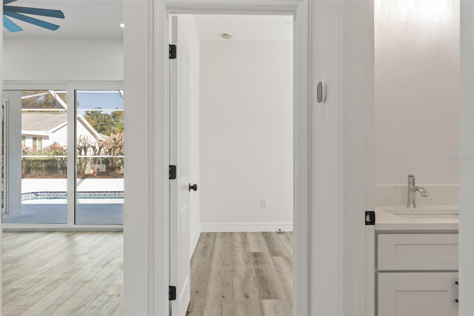 Listing photo id 20 for 12406 Parchment Drive