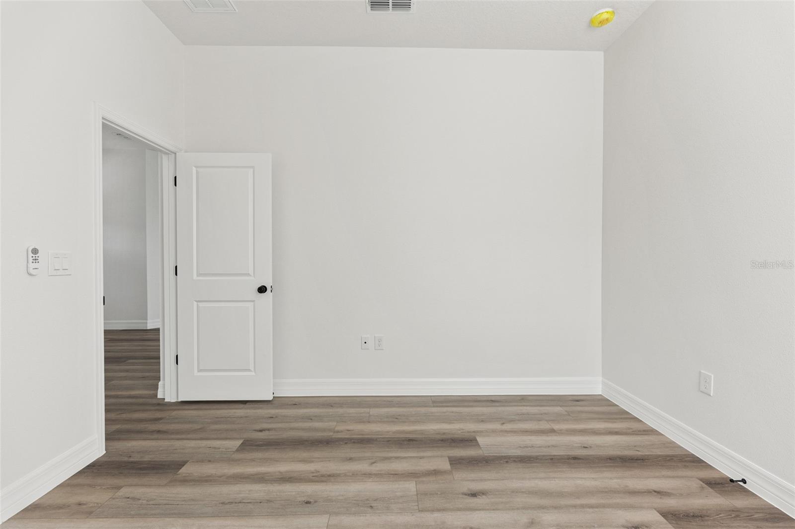 Listing photo id 22 for 12406 Parchment Drive