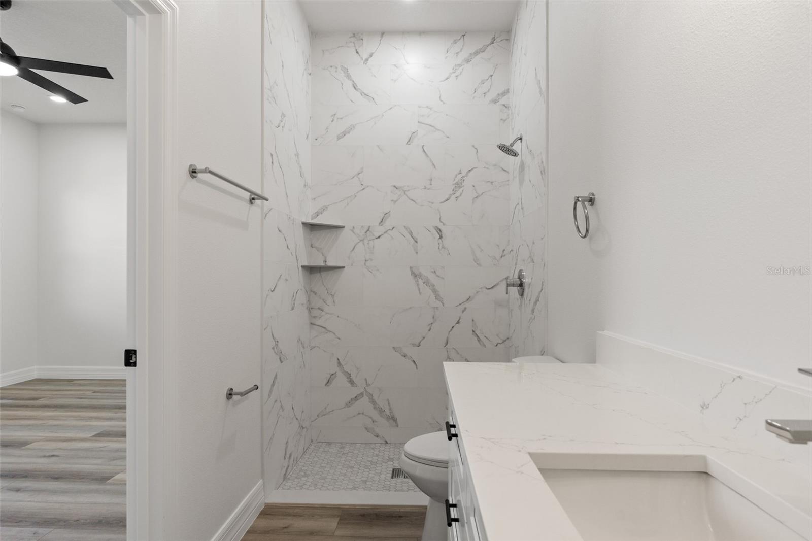 Listing photo id 32 for 12406 Parchment Drive